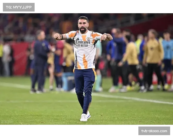 镜头：亚马尔突破造成卡瓦哈尔黄牌，后者将缺席下轮联赛